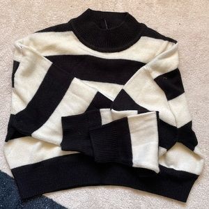 Women’s Black And White Cropped Striped Sweater